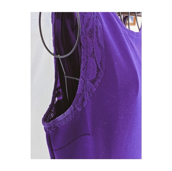 Pleated Lace-Detail Sheath Dress - Picture 2 of 4